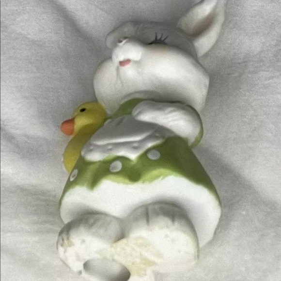 RABBIT Figurine holding a Little Duck. - Picture 4 of 7